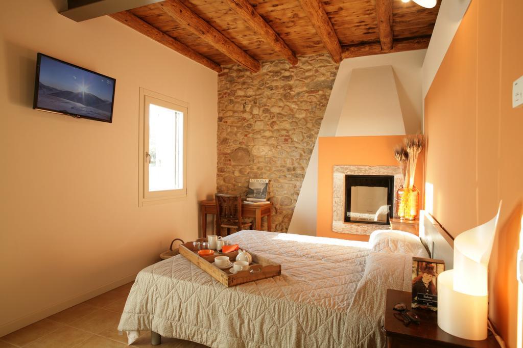 Bed & Breakfast Le Coste Lazise Room photo