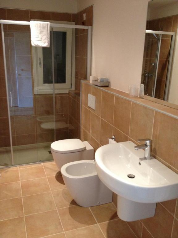 Bed & Breakfast Le Coste Lazise Room photo